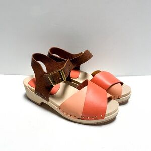 Vintage (no brand) wood sandals with leather straps